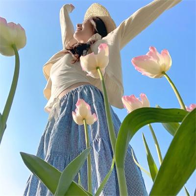 脱离渣男后团宠千金在线掉马